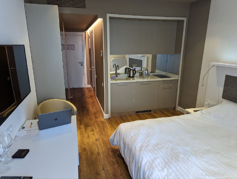 Переезд, озарение от комфорта, мысли о будущем и многое другое вы найдете в новом выпуске по домам с Ильсуром.Переезд, озарение от комфорта, мысли о будущем и многое другое вы найдете в новом выпуске по домам с Ильсуром.