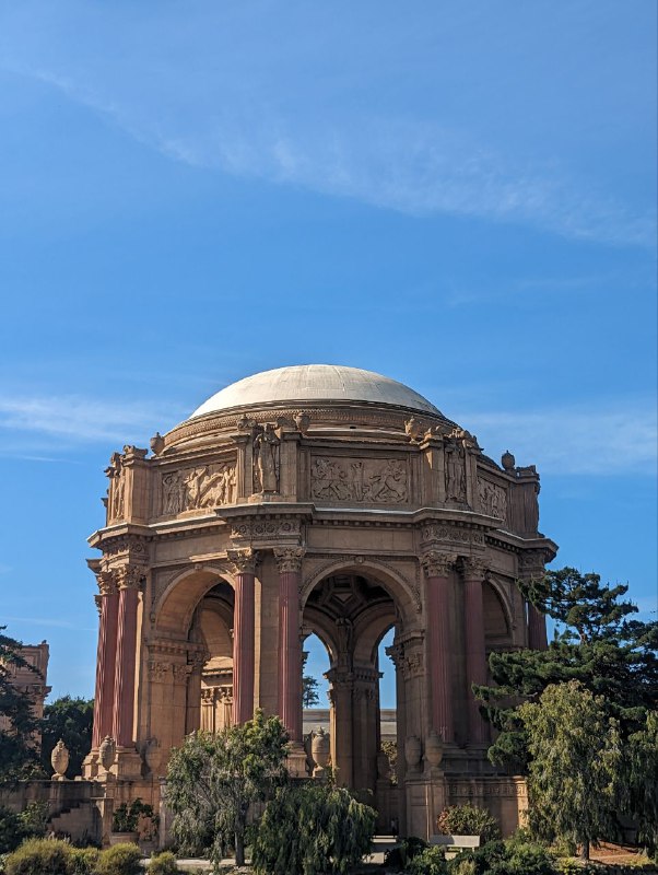 Фух, много много гуляний было сегодня, в целом рассказать нечего, только показать, много катался, ходил, смотрел!Фух, много много гуляний было сегодня, в целом рассказать нечего, только показать, много катался, ходил, смотрел!