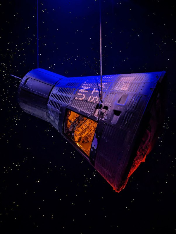 Как вы поняли из предыдущей фотки, мы в Хьюстоне, дорога из Остина до музея заняла 3 часа на авто.Сходили в Space center Houston, сделал чуть фоточек, хотя бы раз посетить стоит, послушали выступление реального астронавта о его пути и полете, с фотками, видео и вопросами в конце.Как вы поняли из предыдущей фотки, мы в Хьюстоне, дорога из Остина до музея заняла 3 часа на авто.Сходили в Space center Houston, сделал чуть фоточек, хотя бы раз посетить стоит, послушали выступление реального астронавта о его пути и полете, с фотками, видео и вопросами в конце.