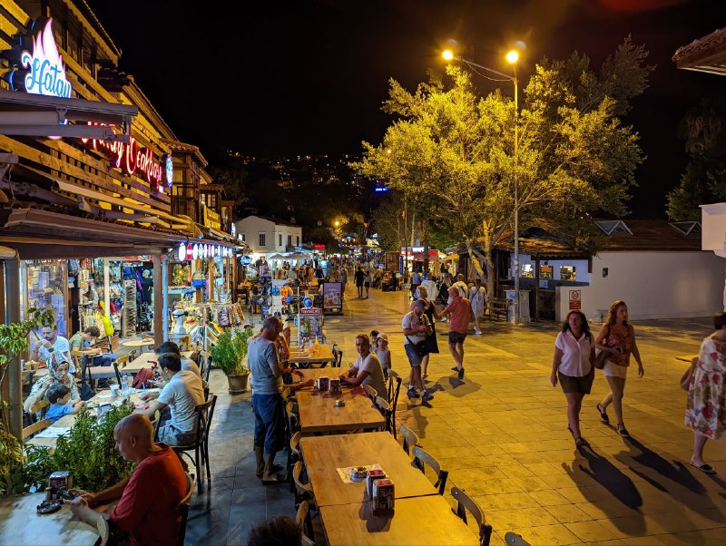 Немного ночного Каша и на сегодня заканчиваем эфирНемного ночного Каша и на сегодня заканчиваем эфир