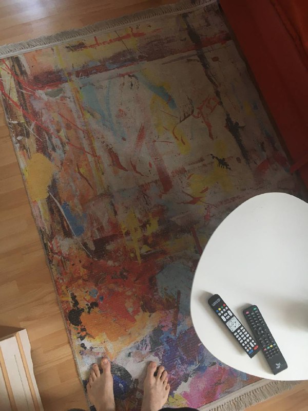 Новая хата на неделю, хозяйка явно любит мышей. p.s. Видео в комментах будетНовая хата на неделю, хозяйка явно любит мышей. p.s. Видео в комментах будет