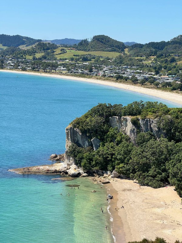 Ну что же ребятки, приветствую всех! Новый год пришел с хорошими новостями, мне одобрили студенческую визу! Так что я теперь выездной и могу находиться в НЗ до начала сентября. У меня есть около 8 месяцев, чтобы воплотить мой план в жизнь. Начиная со следующей недели у меня начинается свободный, от учебы в школе, месяц.Который в свое время я потрачу на усиленную  подготовку к IELTS, и собственно сдачи экзамена и параллельно начну искать местную работу подходящую под требования для подачи на straight to residence визы. Огромный плюс что на студенческой визе я могу работать легально 25 часов в неделю, так что я смогу доказать местным работодателям что я им подхожу и будет проще их убедить дать мне оффер который  так нужен мне для подачи на резидентскую визу.Так же я решил максимально увеличить свои шансы на экзамене и сдавать IELTS General вместо Academic, потому что его достаточно для иммиграционных целей но при этом сдать его на тот же бал легче чем академик. Но для учебы нужен будет уже академик, но я думаю смогу сдать его уже после того как будет и резидентство и еще качнется язык.Ну как то так, движемся дальше. Немного фото и видео с недавнего трипа в Coromandel :)P.s. вид изнутри пещеры с первой фотографии присутствует в обоях в windows 10 :)Ну что же ребятки, приветствую всех! Новый год пришел с хорошими новостями, мне одобрили студенческую визу! Так что я теперь выездной и могу находиться в НЗ до начала сентября. У меня есть около 8 месяцев, чтобы воплотить мой план в жизнь. Начиная со следующей недели у меня начинается свободный, от учебы в школе, месяц.Который в свое время я потрачу на усиленную  подготовку к IELTS, и собственно сдачи экзамена и параллельно начну искать местную работу подходящую под требования для подачи на straight to residence визы. Огромный плюс что на студенческой визе я могу работать легально 25 часов в неделю, так что я смогу доказать местным работодателям что я им подхожу и будет проще их убедить дать мне оффер который  так нужен мне для подачи на резидентскую визу.Так же я решил максимально увеличить свои шансы на экзамене и сдавать IELTS General вместо Academic, потому что его достаточно для иммиграционных целей но при этом сдать его на тот же бал легче чем академик. Но для учебы нужен будет уже академик, но я думаю смогу сдать его уже после того как будет и резидентство и еще качнется язык.Ну как то так, движемся дальше. Немного фото и видео с недавнего трипа в Coromandel :)P.s. вид изнутри пещеры с первой фотографии присутствует в обоях в windows 10 :)