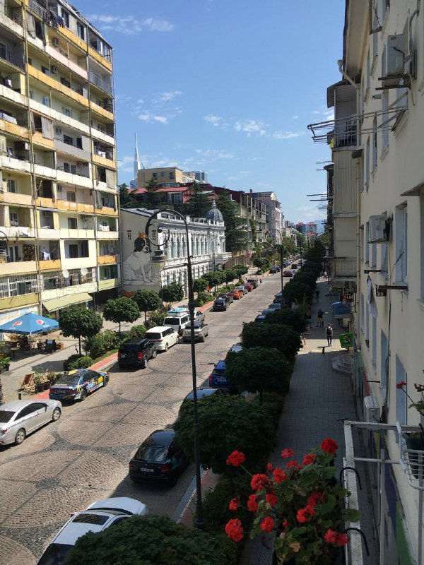 Всем привет, хайлайты к видео:1) Новая квартира - 29$ в сутки.2) Поход к косметологу    Процедуры - 70 GEL, 24$, 1400 рублей.    Средства для домашнего ухода - 50 GEL, 17$, 1000 рублей.3) 4 месяца странствий с одним рюкзаком - бесценно!