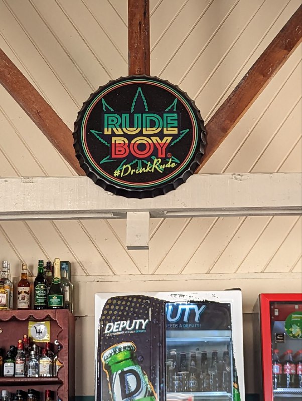 Ну как бы у бара с такой вывеской неудивительно