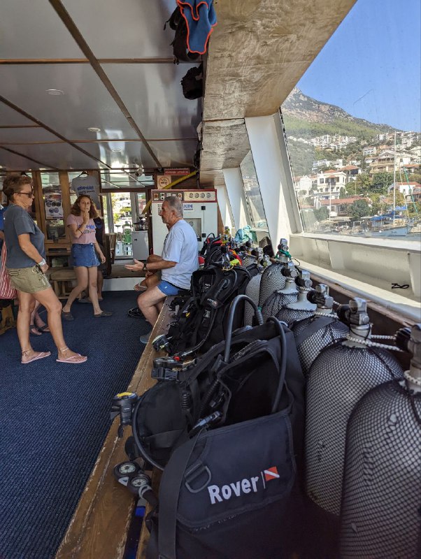 Были байки только 50 кубовые, завтра вроде обещали помощнее, поэтому не стал брать и ухожу в плавание