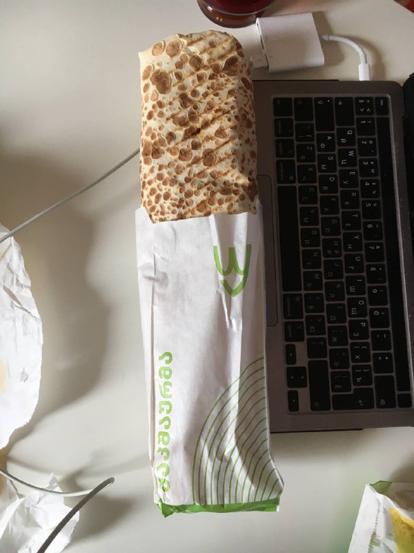 Когда шаурма пришла действительно большаяКогда шаурма пришла действительно большая